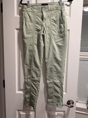 White House Black Market Green Straight Leg Pants - Size 0
